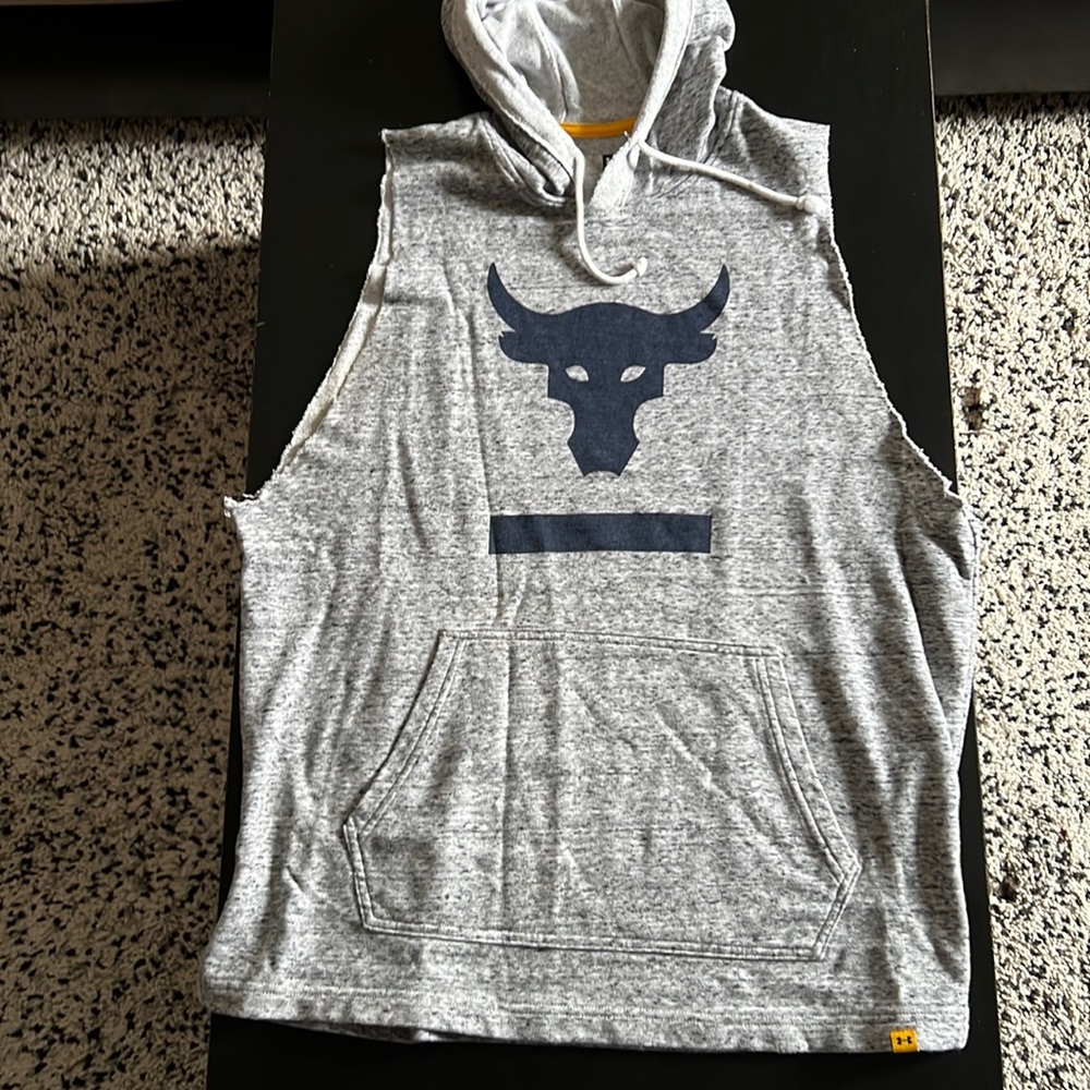 Project Rock cut off hoodie